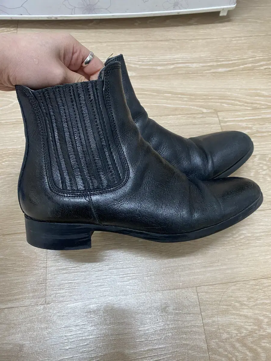 자라 첼시 부츠 ( 리엘 가죽) size 38